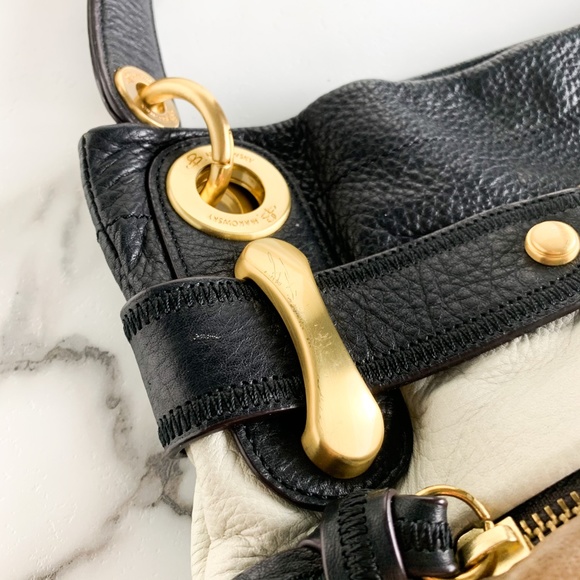 B. Makowsky | Leather Shoulder Bag - Picture 3 of 7